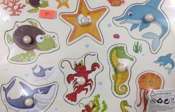 KNOB PUZZLE AQUATIC ANIMALS No. 1183
