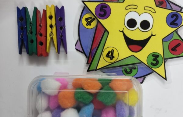 NUMBER CLIP POMPOM GAME No. 767