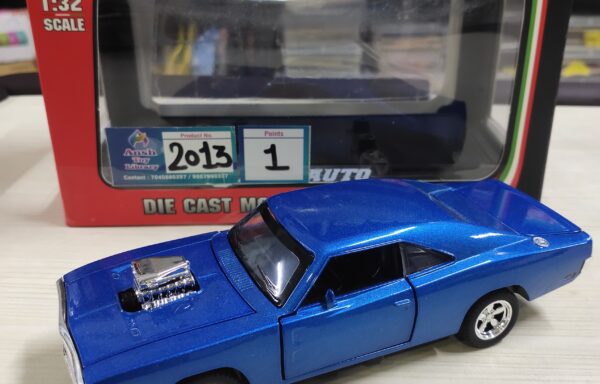 BLUE VINTAGE CAR NO. 2013