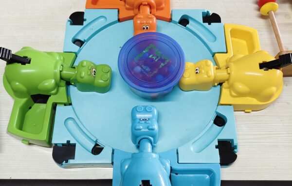 HUNGRY HIPPO GAME NO. 2223